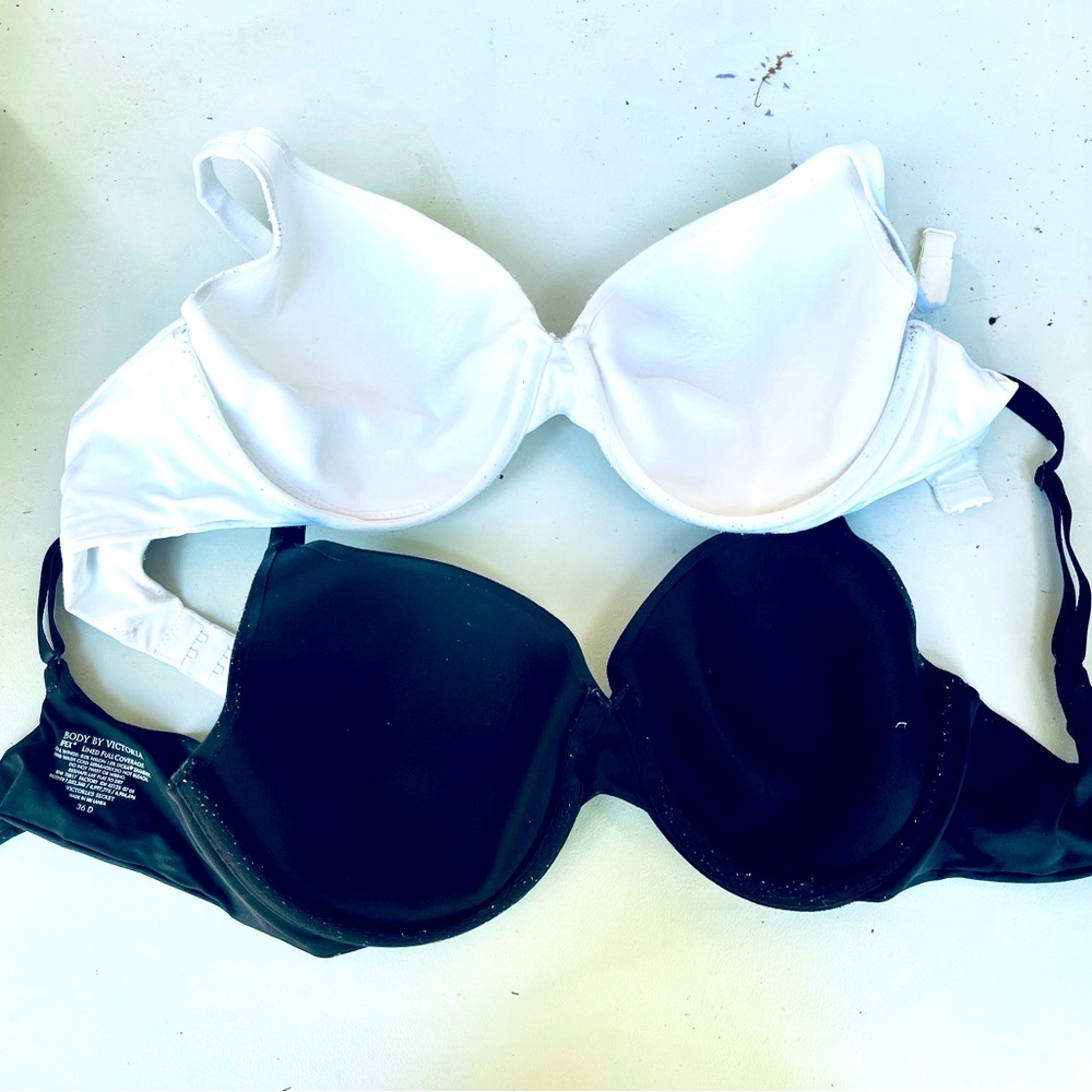 IPEX lined full coverage Victoria Secret Body By Victoria Bras White&Black 36D